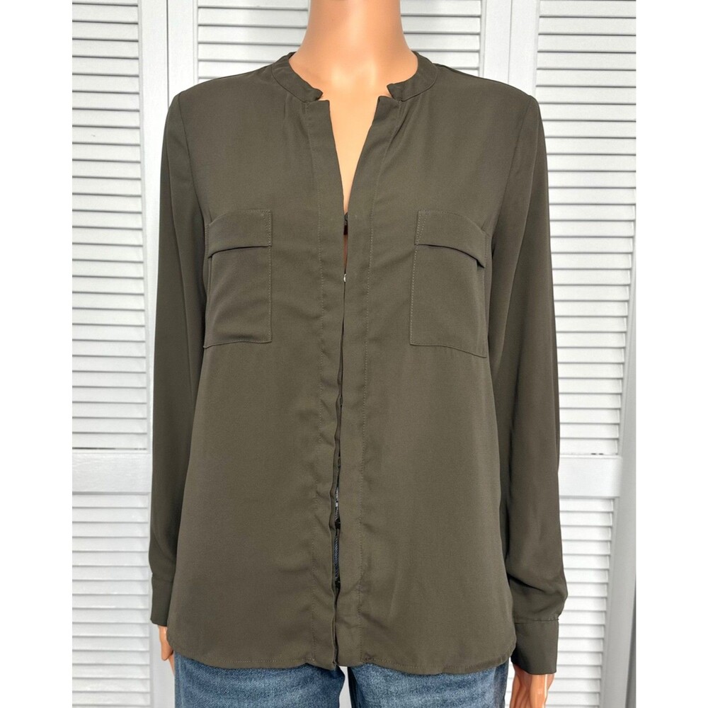 Ro & De Women’s Olive Green Utility Blouse Long Sleeve Split Neck Size S